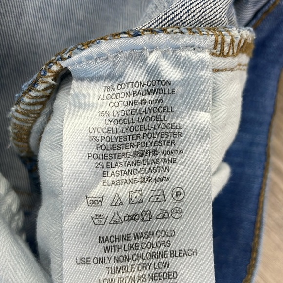 Free PeopleWomen’s Distressed Button Fly Raw Hem Denim Skinny Jeans, size 30 - Picture 4 of 11